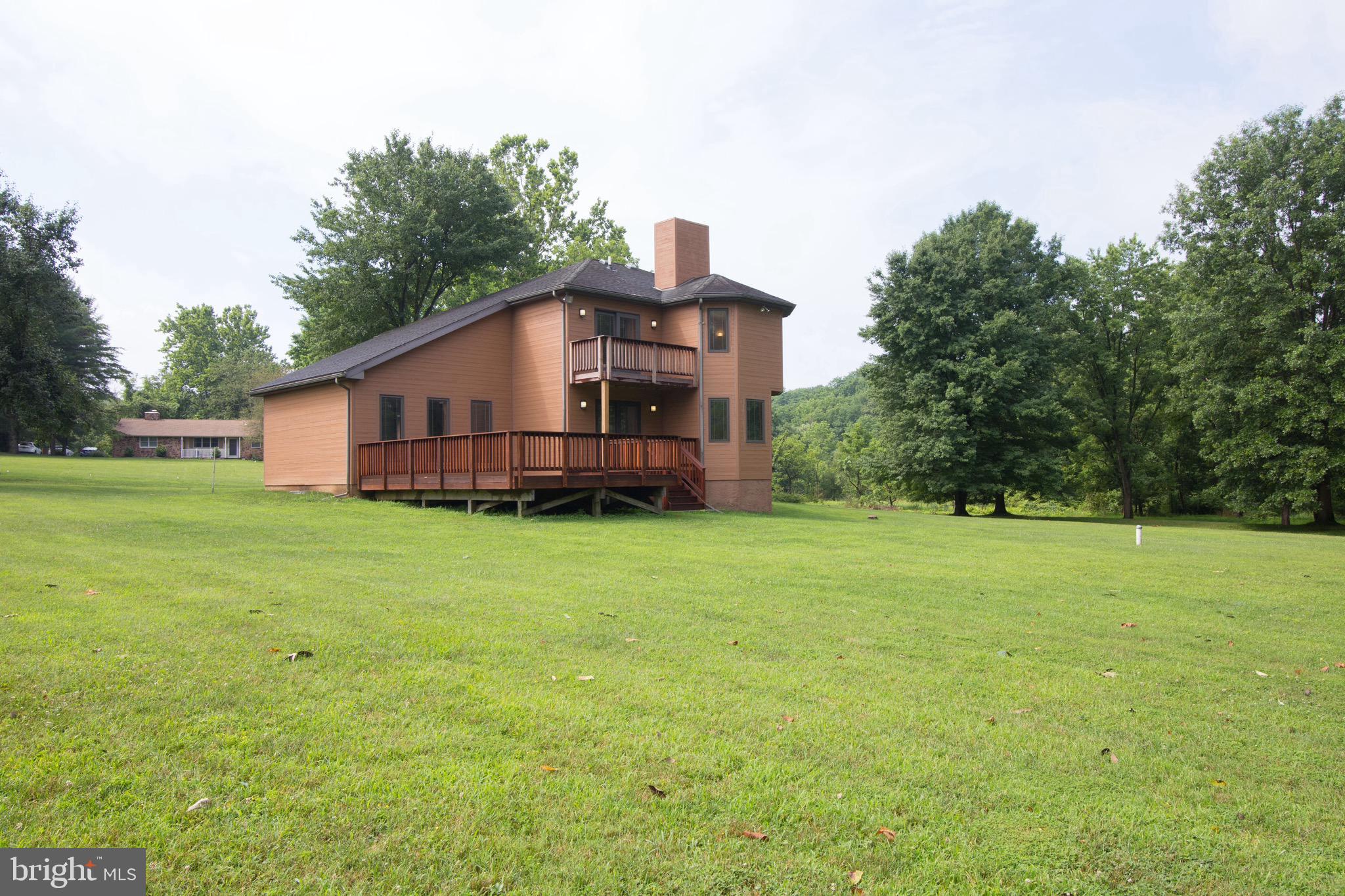 870 Peck Road Downingtown, PA 19335 - Photo 2 of 22 Gallery Image 2