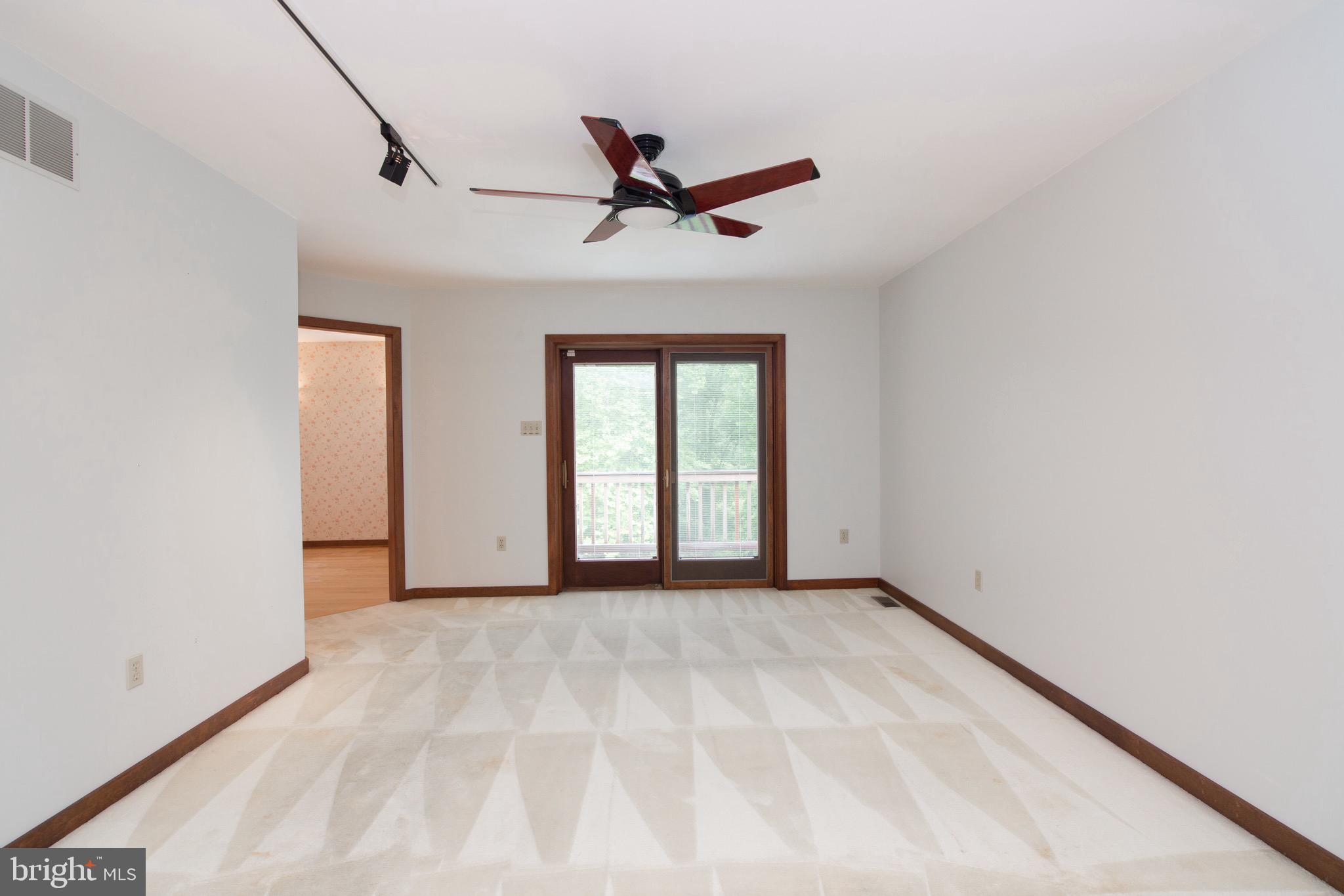 870 Peck Road Downingtown, PA 19335 - Photo 11 of 22 Gallery Image 11