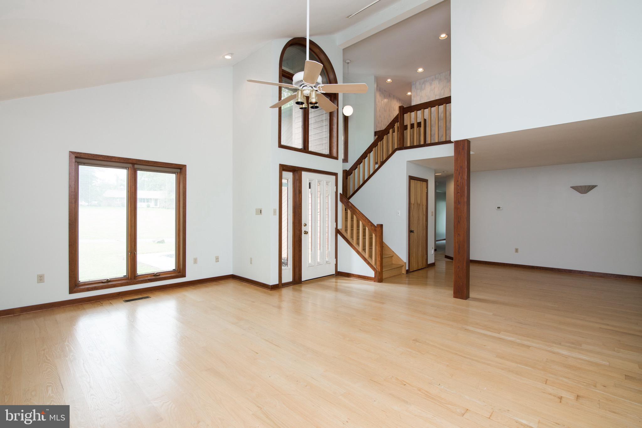 870 Peck Road Downingtown, PA 19335 - Photo 5 of 22 Gallery Image 5