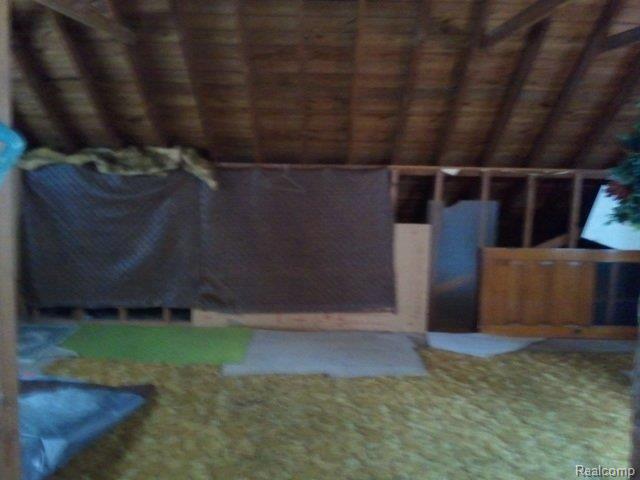 5152 Chase Road Dearborn, MI 48126 - Photo 7 of 15 2nd half Unfin upper 2 bdrms.jpg