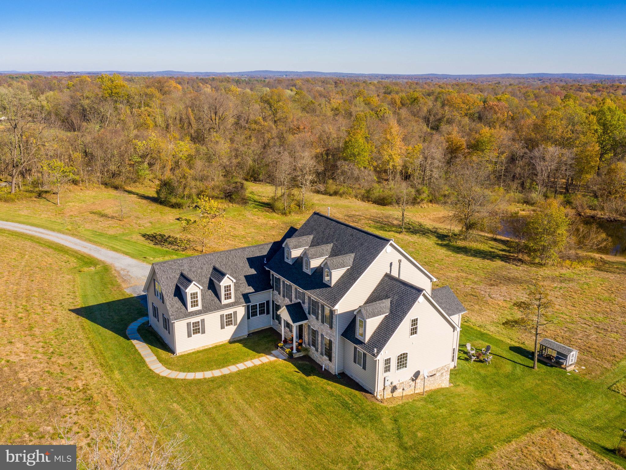 33415 Austin Grove Road Bluemont, VA 20135 - Photo 3 of 58 Gallery Image 3