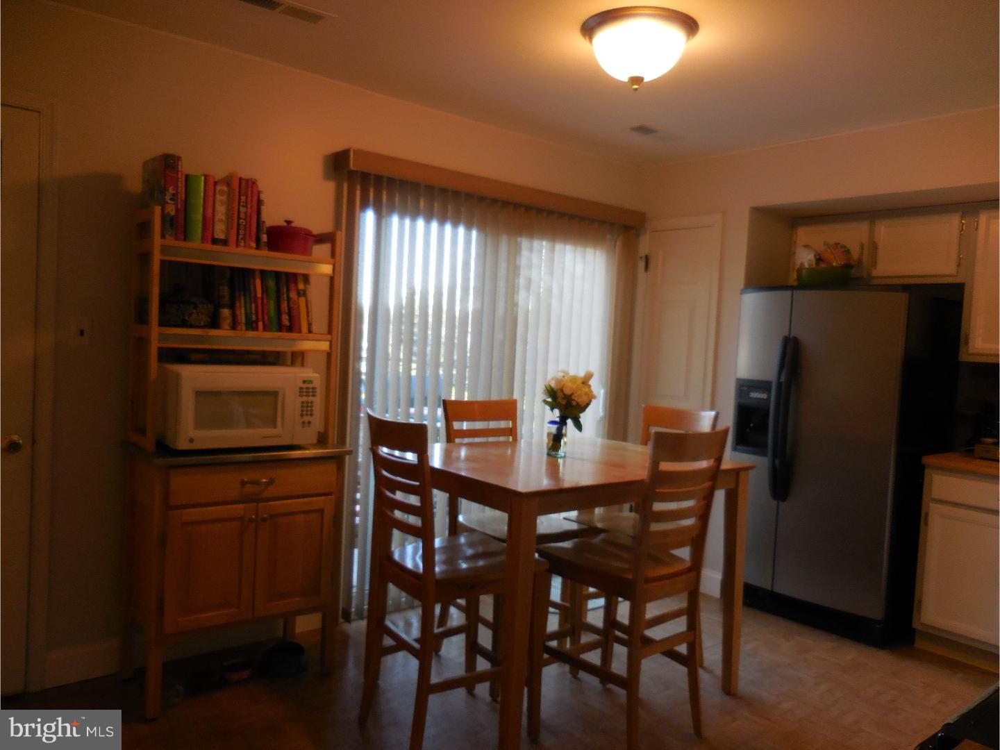 2017 Clonmel Road Harleysville, PA 19438 - Photo 7 of 17 Kitchen