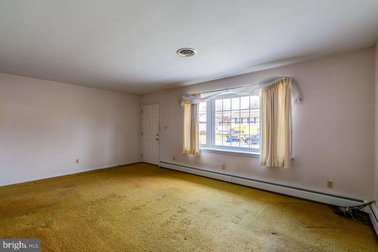 116 Joseph Road Lancaster, PA 17603 - Photo 2 of 31 Gallery Image 2