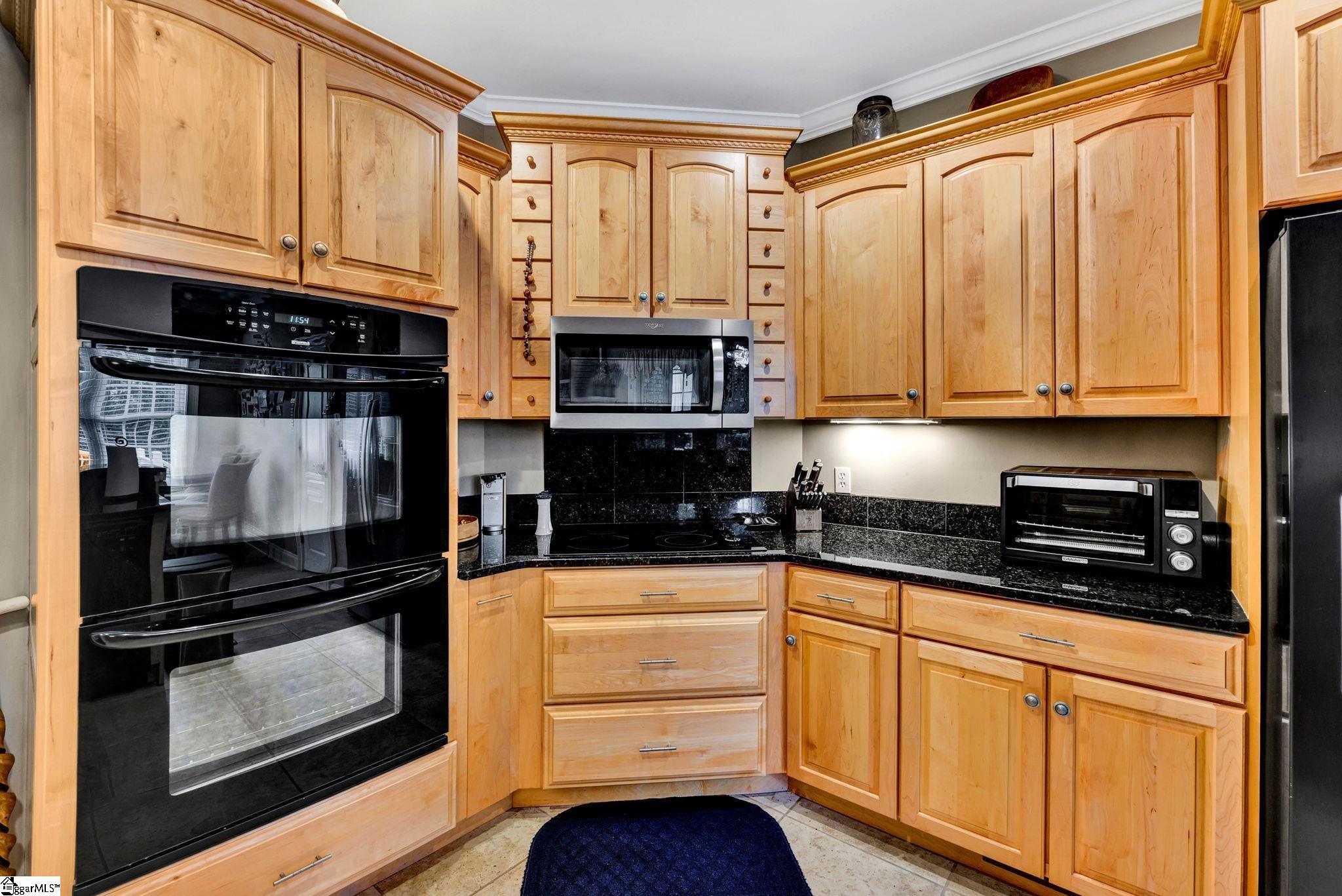 2535 Standing Springs Road Greenville, SC 29605 - Photo 18 of 36