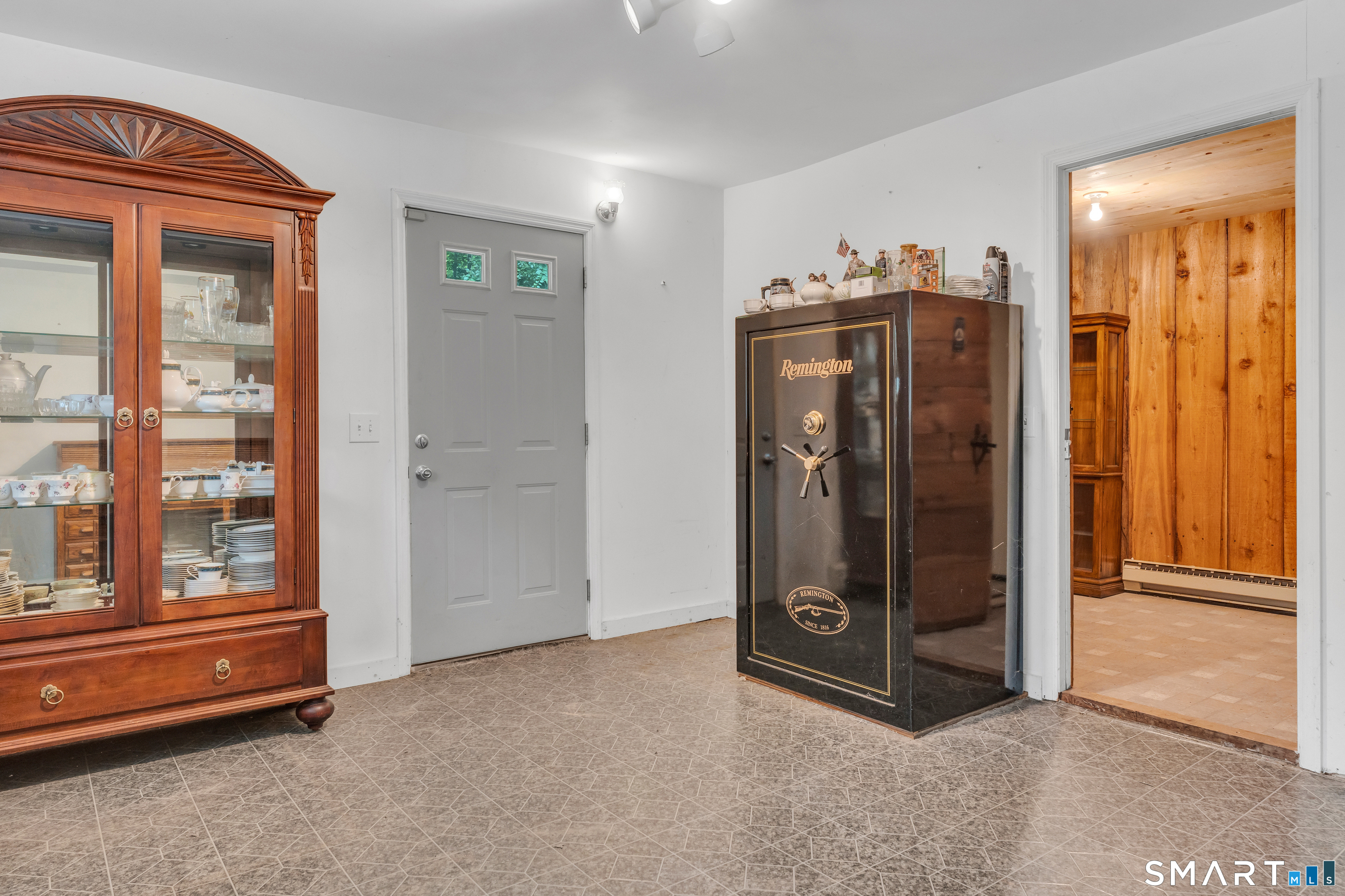 11 Autumn Lane Clinton, CT 06413 - Photo 10 of 35 Gallery Image 10
