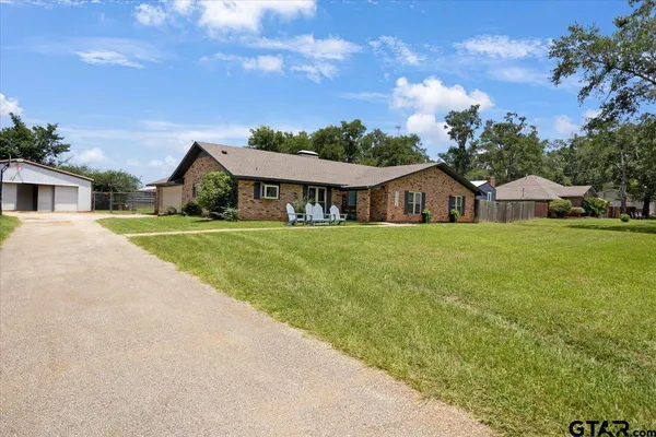 $349,000 | 9823 County Road 2228, Whitehouse, TX 75791