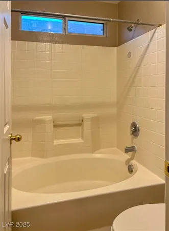 $2,350 | 721 East Caballo Hills Avenue, North Las Vegas, NV 89081