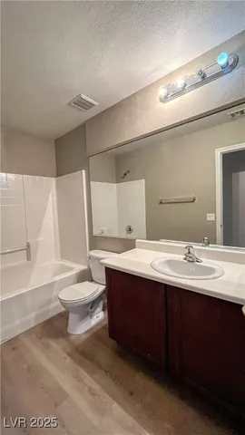 $2,150 | 721 East Caballo Hills Avenue, North Las Vegas, NV 89081