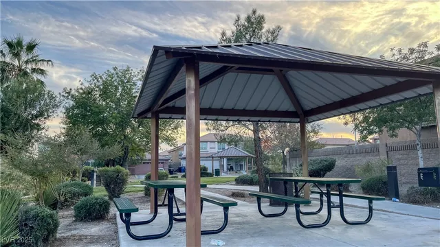 $2,150 | 721 East Caballo Hills Avenue, North Las Vegas, NV 89081