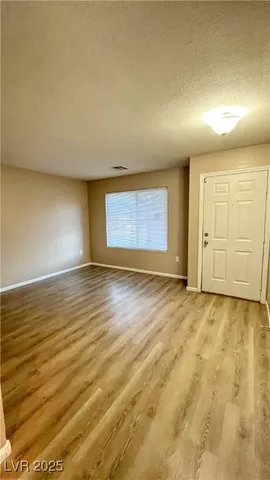 $2,150 | 721 East Caballo Hills Avenue, North Las Vegas, NV 89081