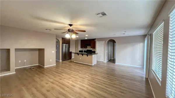 $2,350 | 721 East Caballo Hills Avenue, North Las Vegas, NV 89081