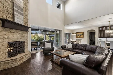$3,000,000 | 1005 Berkshire Road, Southlake, TX 76092