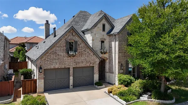 $800,000 | 3012 Avondale, The Colony, TX 75056