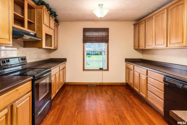 $249,000 | 309 Evergreen Trail, Herrin, IL 62948