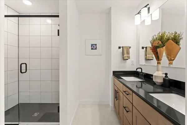 $637,000 | 850 Mount Curve Boulevard, Unit H, St. Paul, MN 55116
