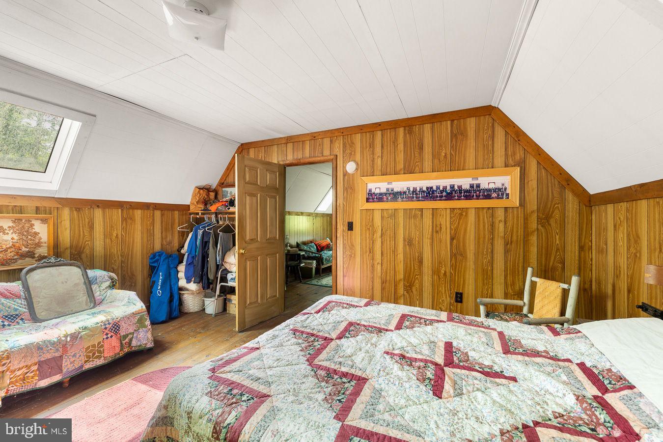 1499 Buggy Ridge Road Mount Jackson, VA 22842 - Photo 22 of 39 Upstairs bedroom 2