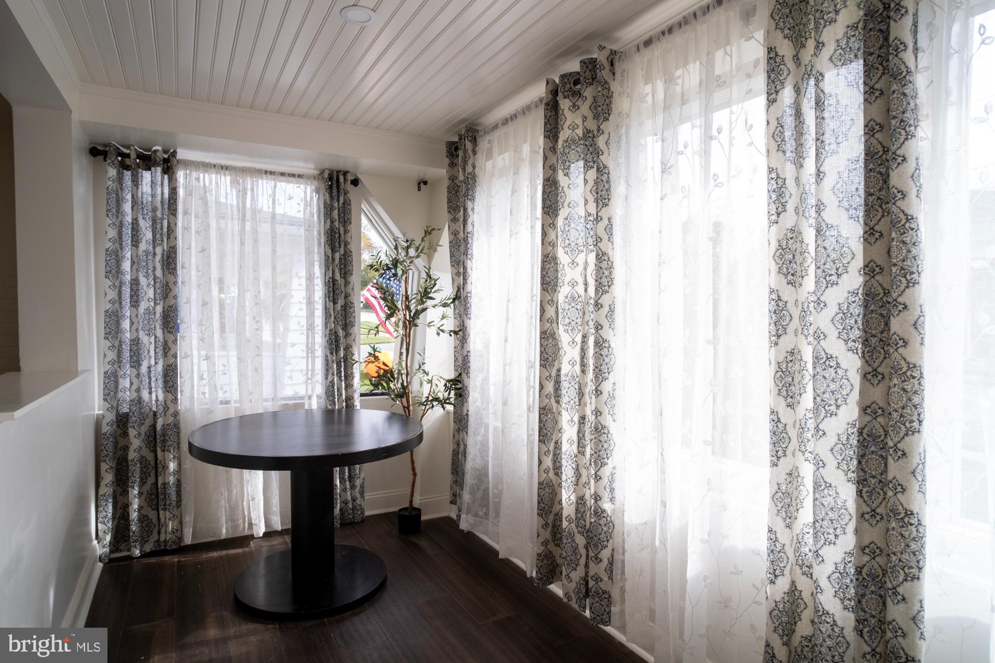 1416 Sulphur Spring Road Halethorpe, MD 21227 - Photo 30 of 42 a dining room with window