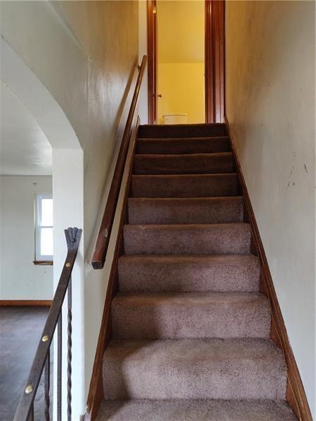 2066 Lindsay Road Pittsburgh, PA 15221 - Photo 7 of 13 Stairway to the upper level