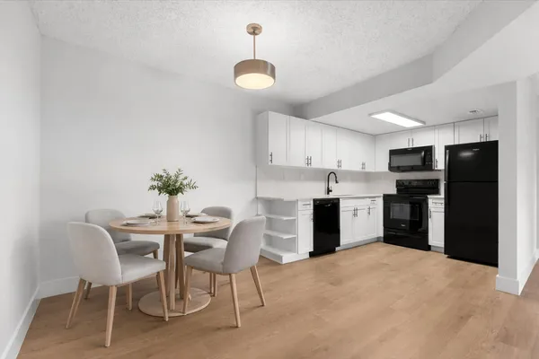 $2,752 | 6881 Northwest 173rd Drive, Hialeah, FL 33015