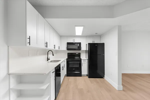 $2,595 | 6881 Northwest 173rd Drive, Hialeah, FL 33015