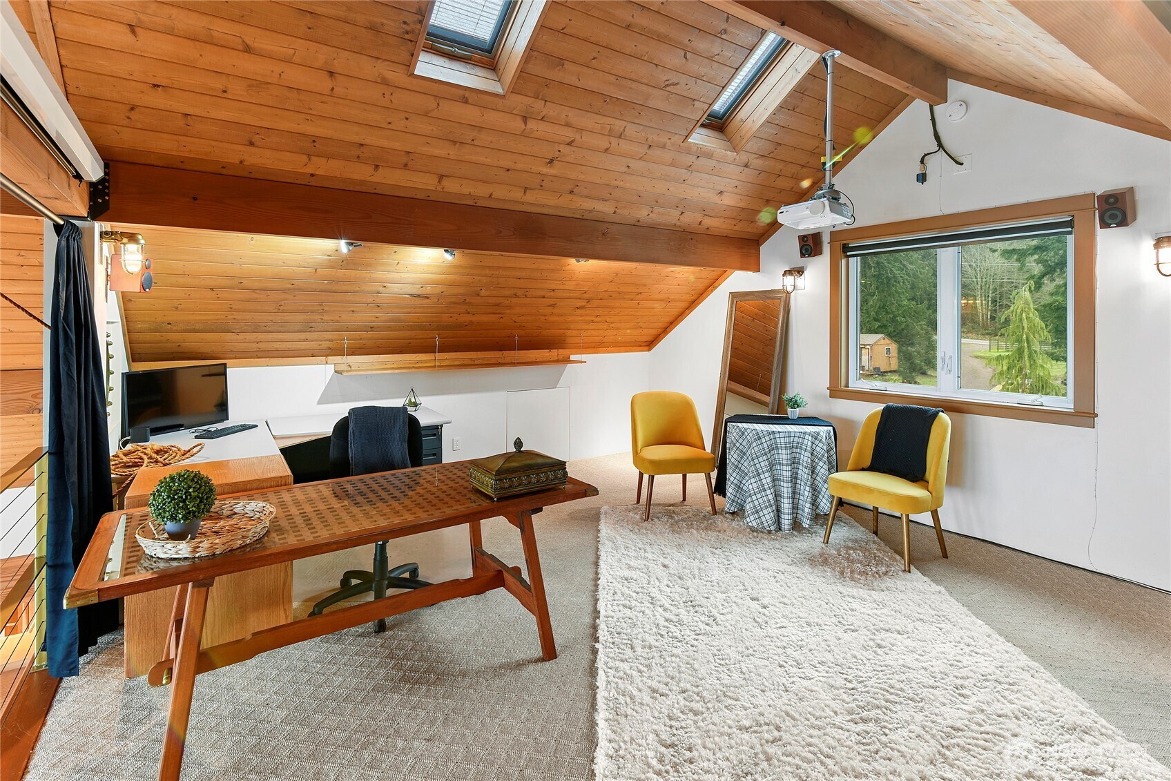 22448 Jefferson Point Road Northeast Kingston, WA 98346 - Photo 19 of 38 Gallery Image 19