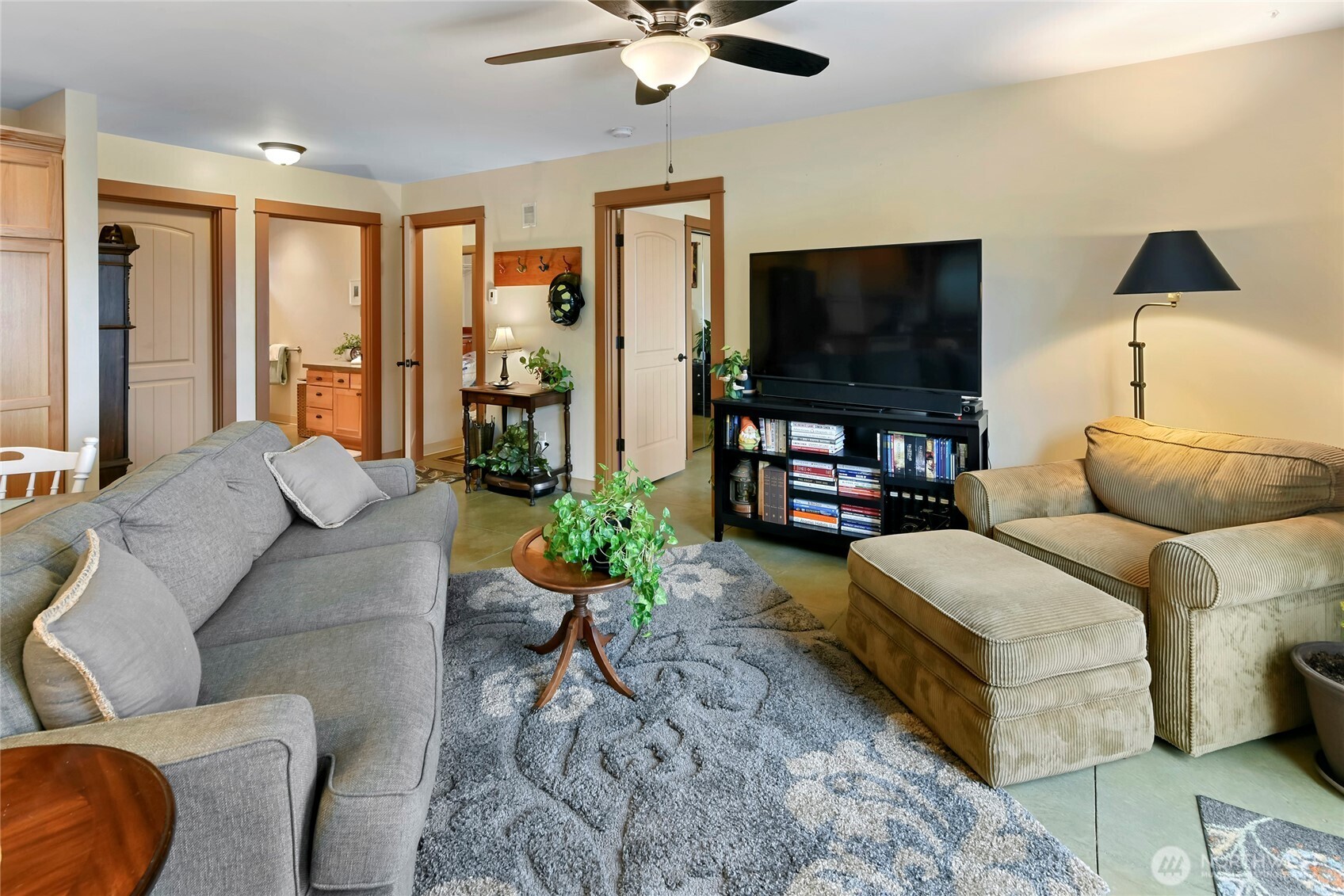 22448 Jefferson Point Road Northeast Kingston, WA 98346 - Photo 24 of 38 Gallery Image 24