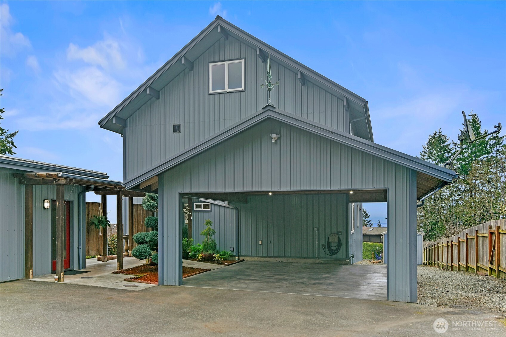 22448 Jefferson Point Road Northeast Kingston, WA 98346 - Photo 3 of 38 Gallery Image 3