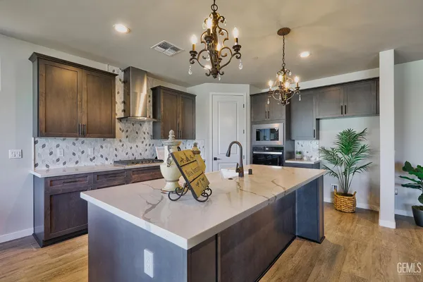 $565,250 | Undisclosed Address, Bakersfield, CA 93311