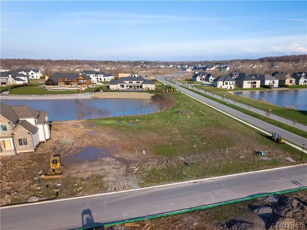 $325,000 | 5501 Serenity Court, Clarence, NY 14031
