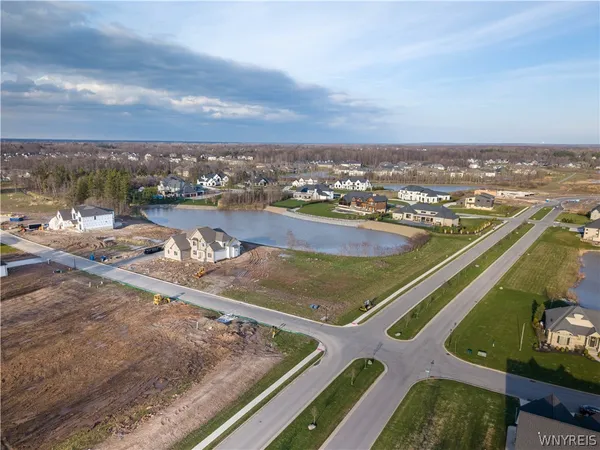 $325,000 | 5501 Serenity Court, Clarence, NY 14031
