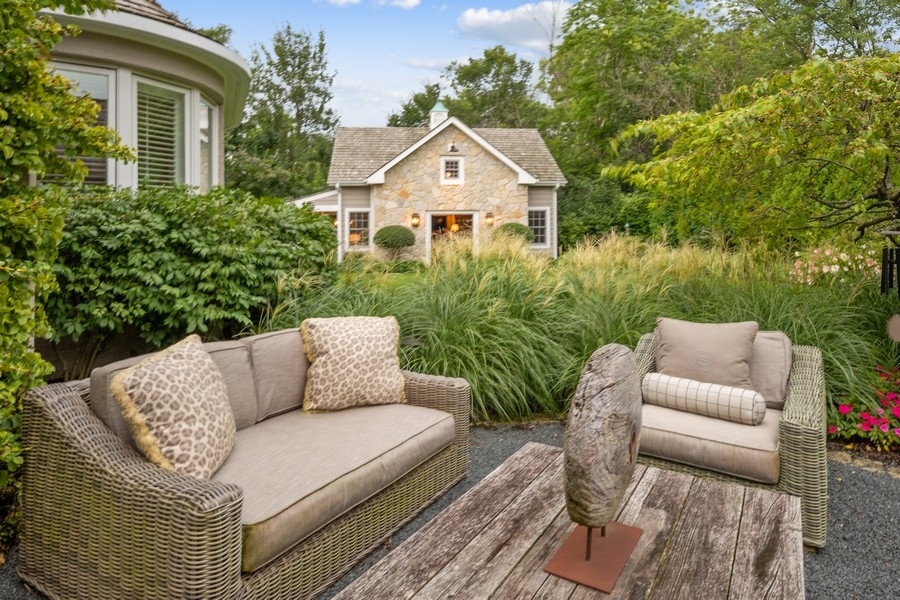 422 Sunset Ridge Road Northfield, IL 60093 - Photo 32 of 52 a view of a couches in the patio