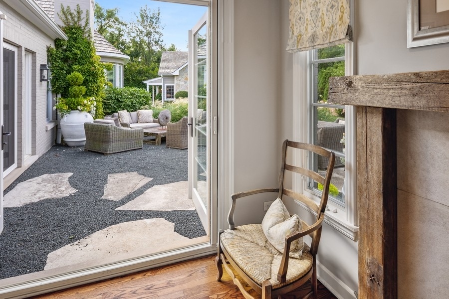 422 Sunset Ridge Road Northfield, IL 60093 - Photo 10 of 52 a view of a house with backyard and sitting area