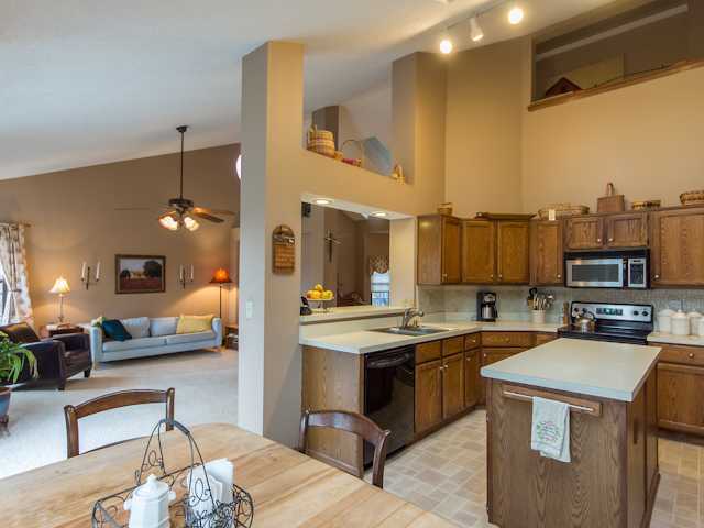 1153 Riva Ridge Boulevard Gahanna, OH 43230 - Photo 8 of 25