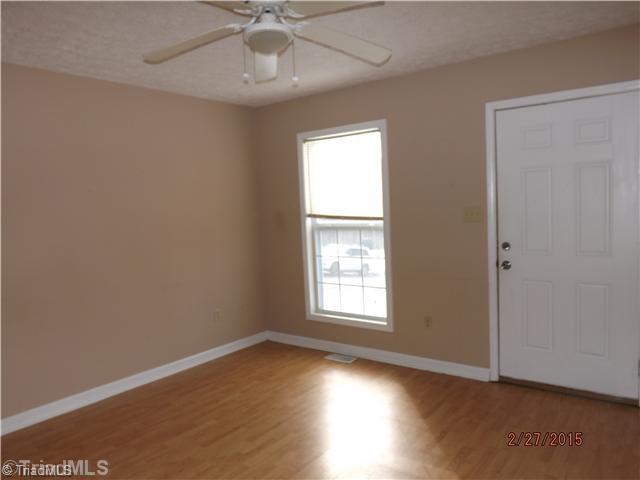 246 Hampton Road, Unit 1D Asheboro, NC 27203 - Photo 2 of 7 Exterior Front.