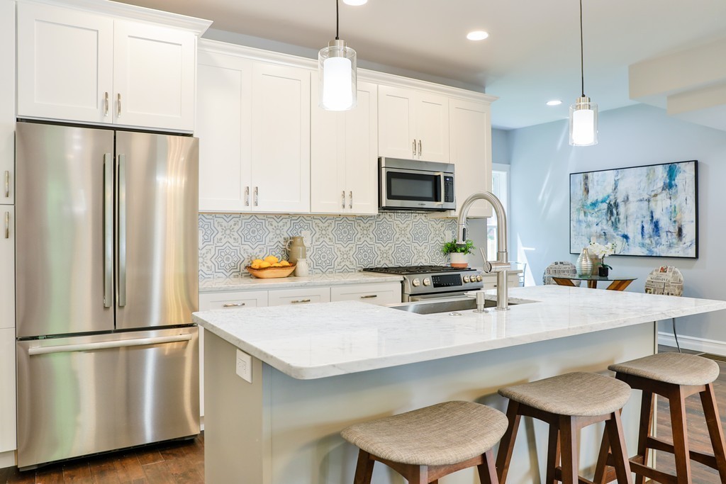 91 Glen Road, Unit 2 Boston, MA 02130 - Photo 2 of 32