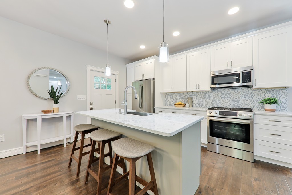 91 Glen Road, Unit 2 Boston, MA 02130 - Photo 4 of 32