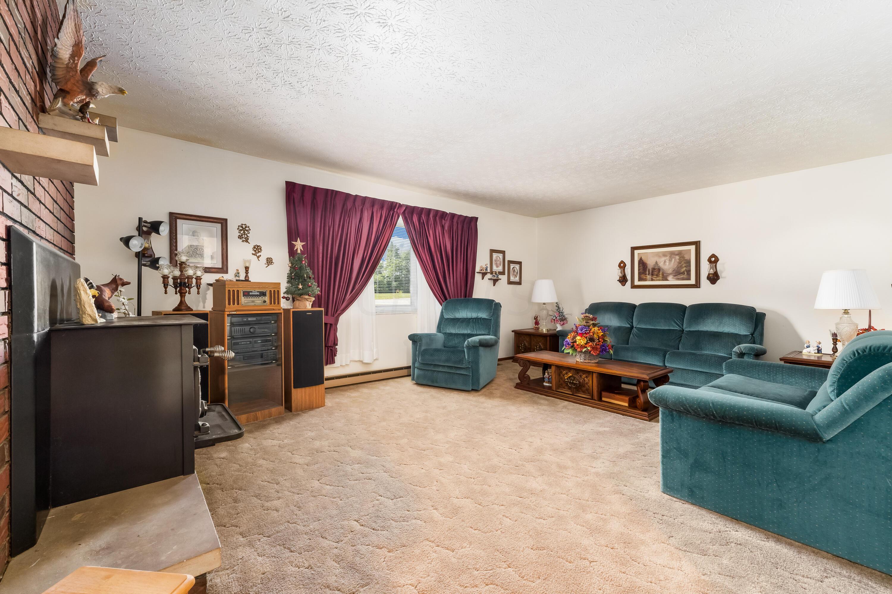 5281 Spring Valley Road London, OH 43140 - Photo 13 of 41 S_-_5281_Spring_Valley_Rd_-_047