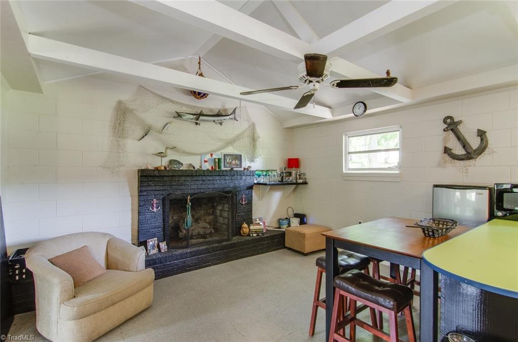 360 Riverview Road Lexington, NC 27292 - Photo 8 of 28 Gallery Image 8