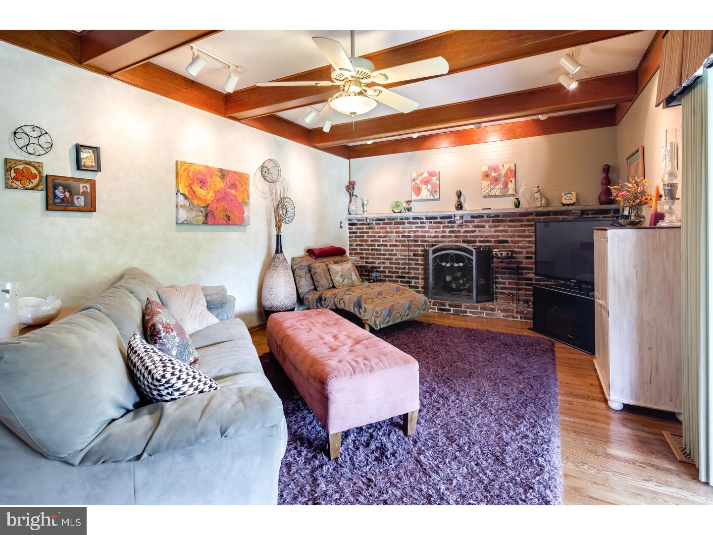 712 Liberty Road Mount Laurel, NJ 08054 - Photo 11 of 19 Family Room