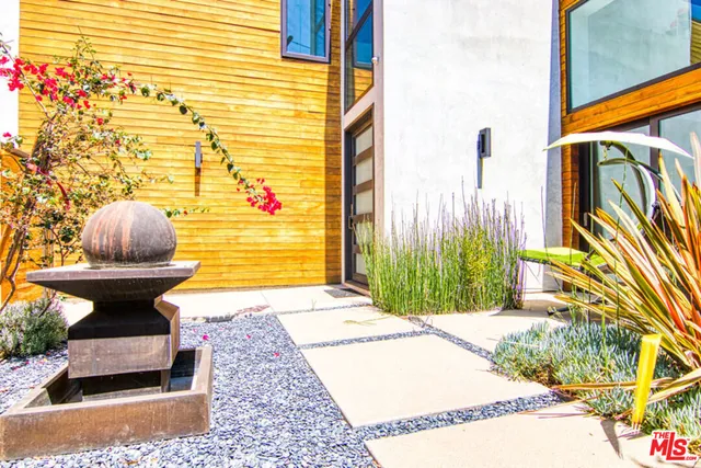 $16,000 | 2345 27th Street, Santa Monica, CA 90405