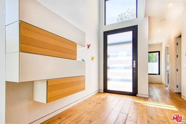 $16,000 | 2345 27th Street, Santa Monica, CA 90405