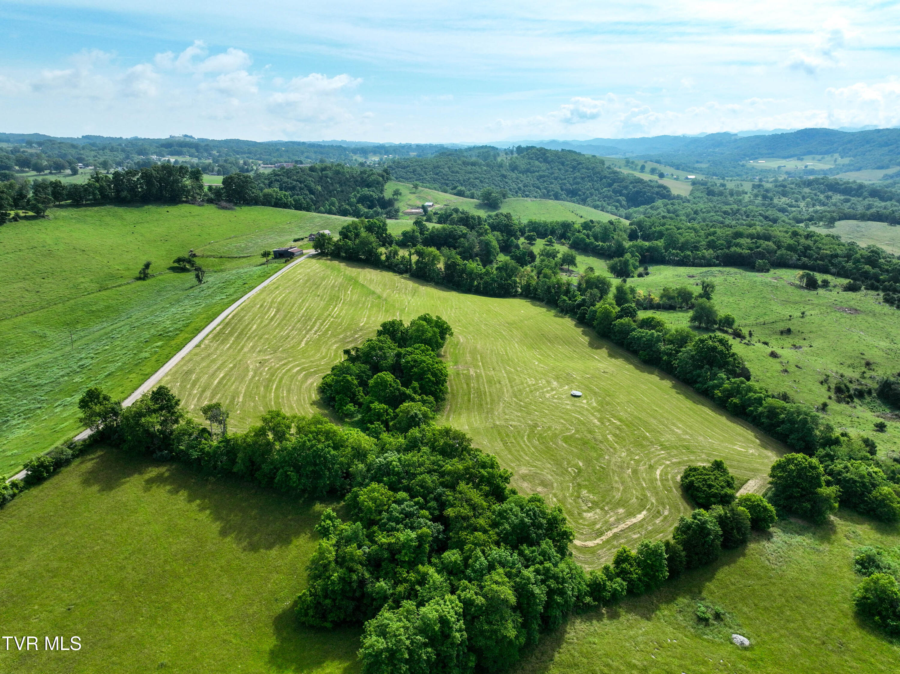 Lot 3 Wayside Meadows Road Nickelsville, VA 24271 - Photo 33 of 40 Wayside Meadows Rd Drone GLOV-9