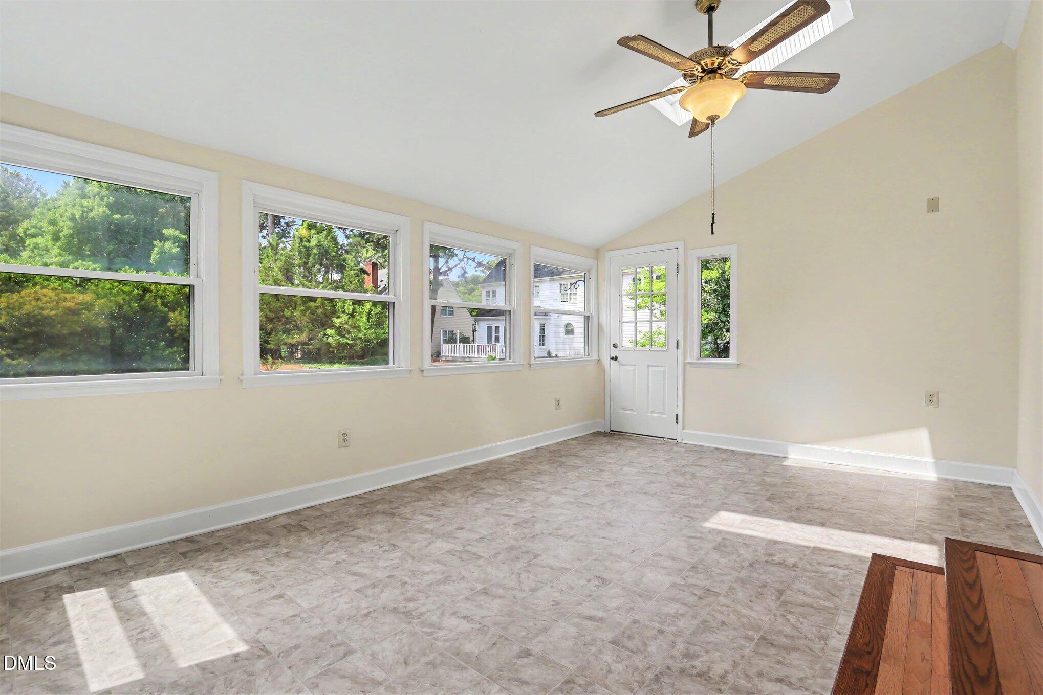1704 Carrington Drive Raleigh, NC 27615 - Photo 13 of 29 014_file_7578