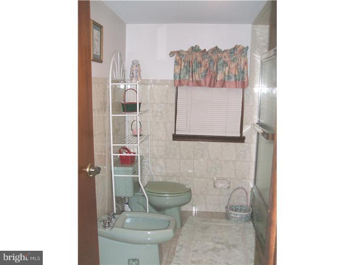 125 North Fairview Street Riverside, NJ 08075 - Photo 9 of 15