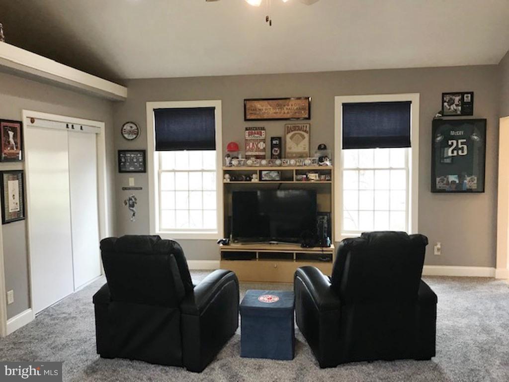 125 Pine Road Abbottstown, PA 17301 - Photo 18 of 26 Gallery Image 18