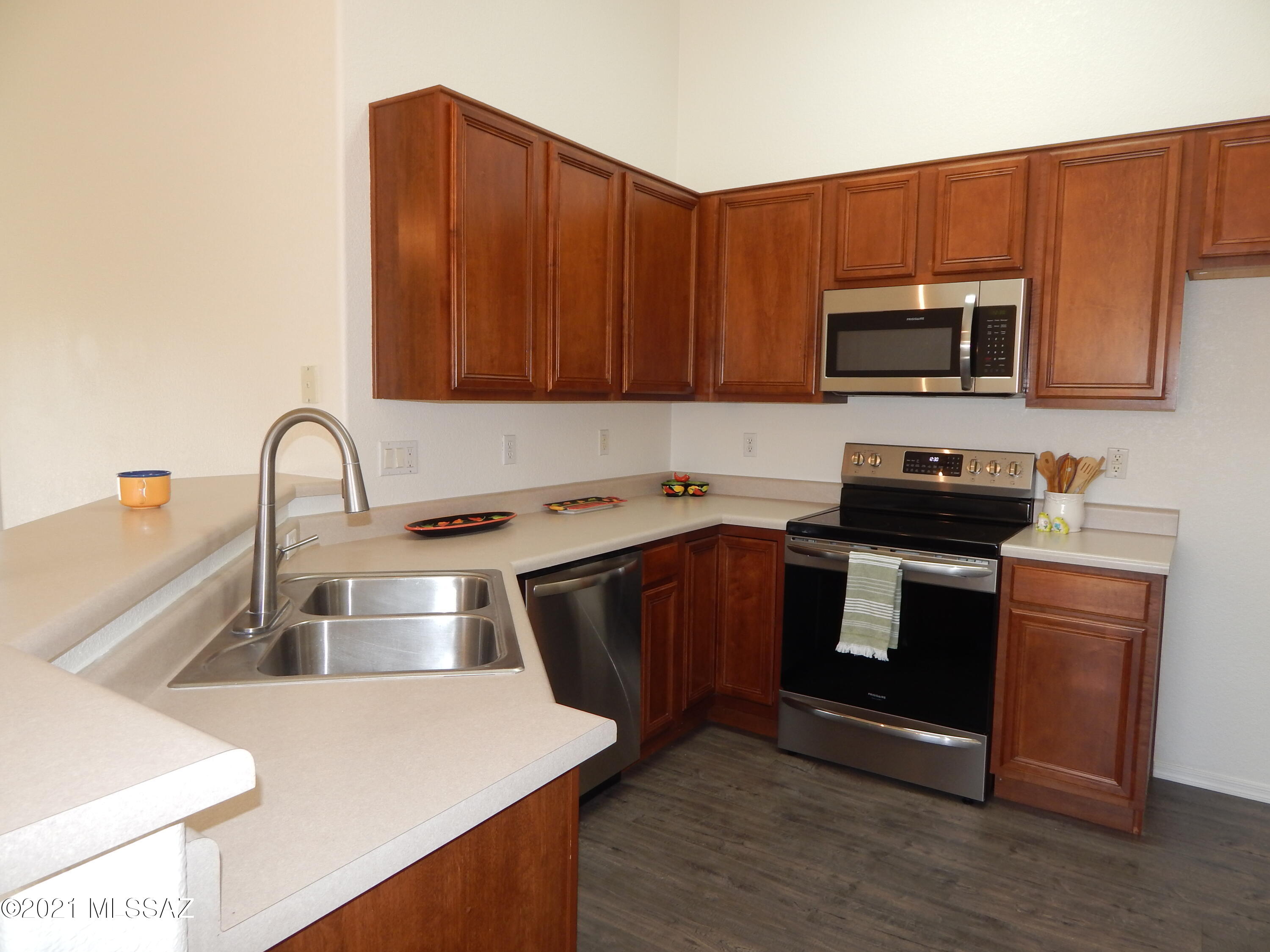 2340 West Golden Hills Road Tucson, AZ 85745 - Photo 38 of 45