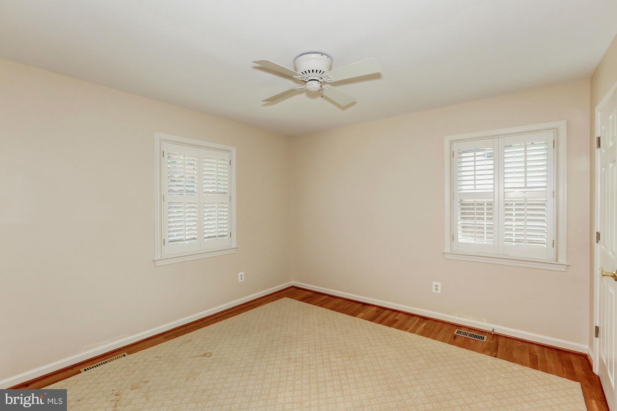 11824 Hunting Ridge Court Potomac, MD 20854 - Photo 18 of 28 Interior (General)