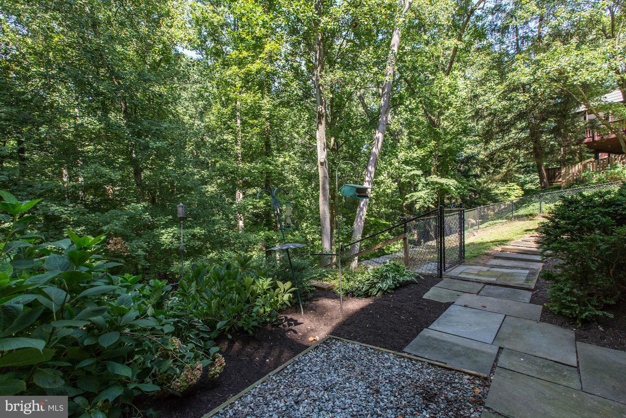 11824 Hunting Ridge Court Potomac, MD 20854 - Photo 27 of 28 Exterior (General)