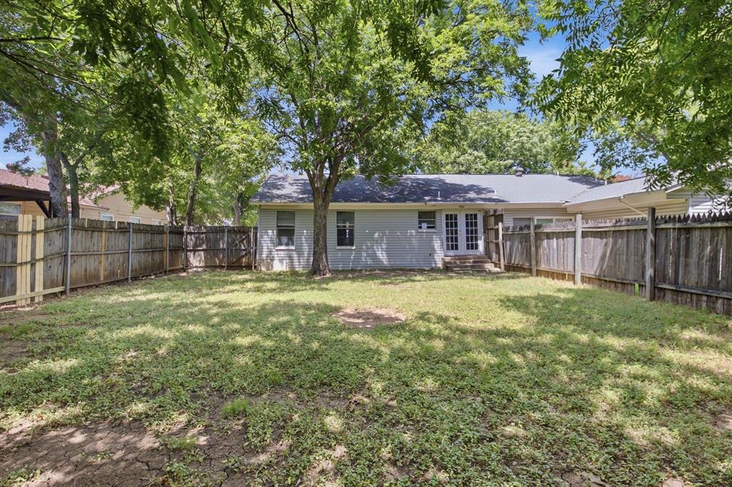 308 North Roe Street, Unit B White Settlement, TX 76108 - Photo 19 of 20