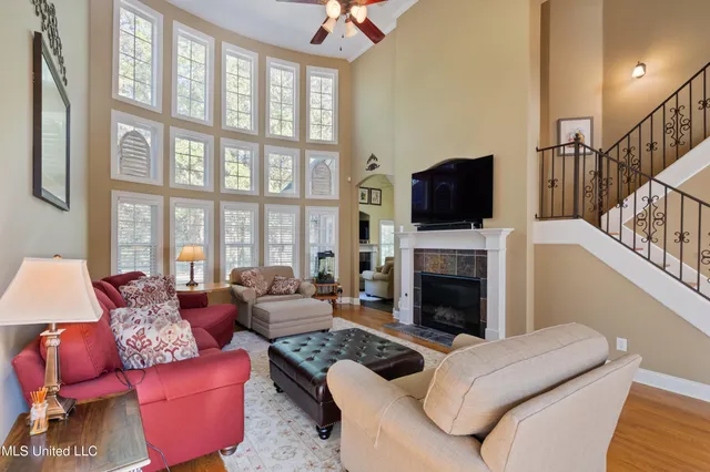 $570,000 | 5666 Chessie Drive, Olive Branch, MS 38654